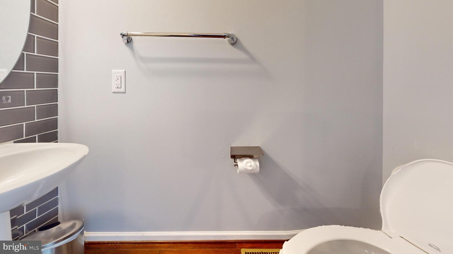3613 Summer House St Property Photo 19