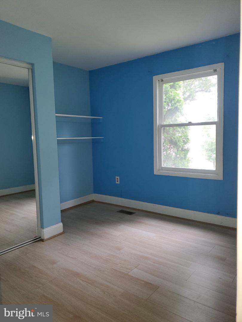 12200 Lemar Ct Property Photo 13