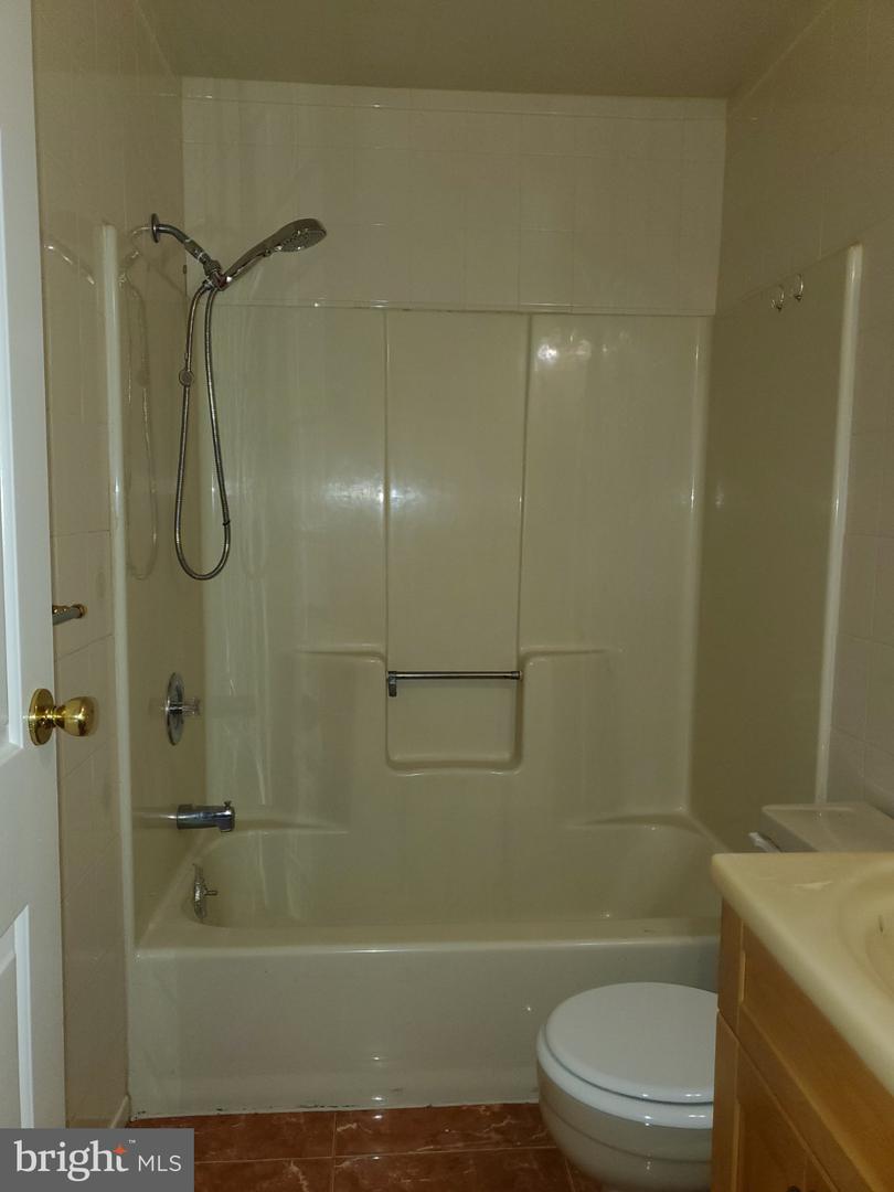 12200 Lemar Ct Property Photo 19