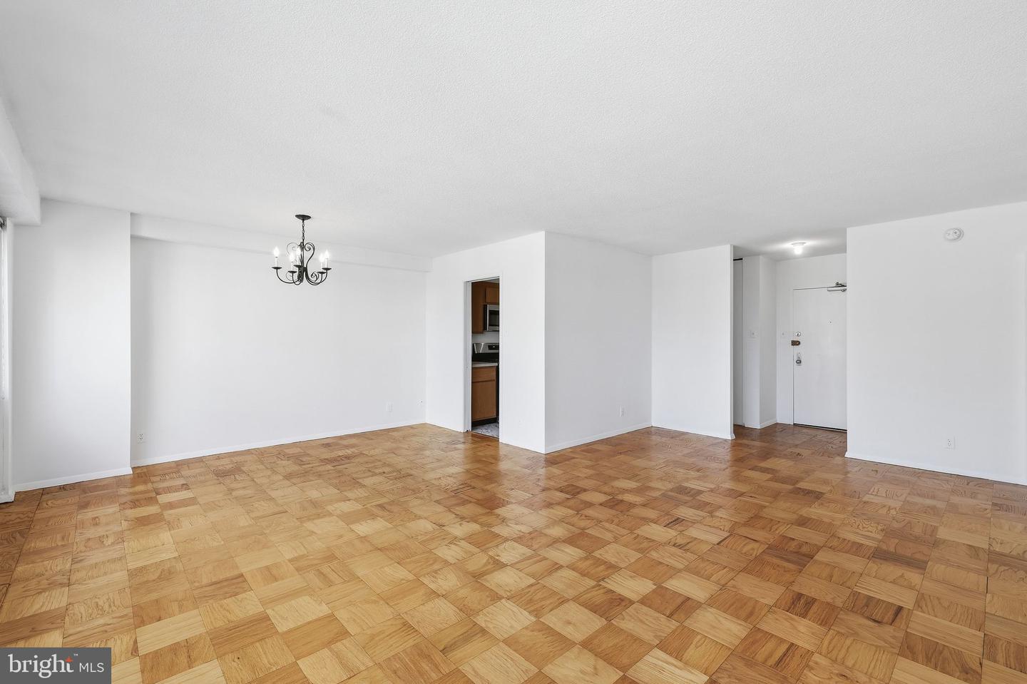 4515 Willard Ave #2119s Property Photo 5