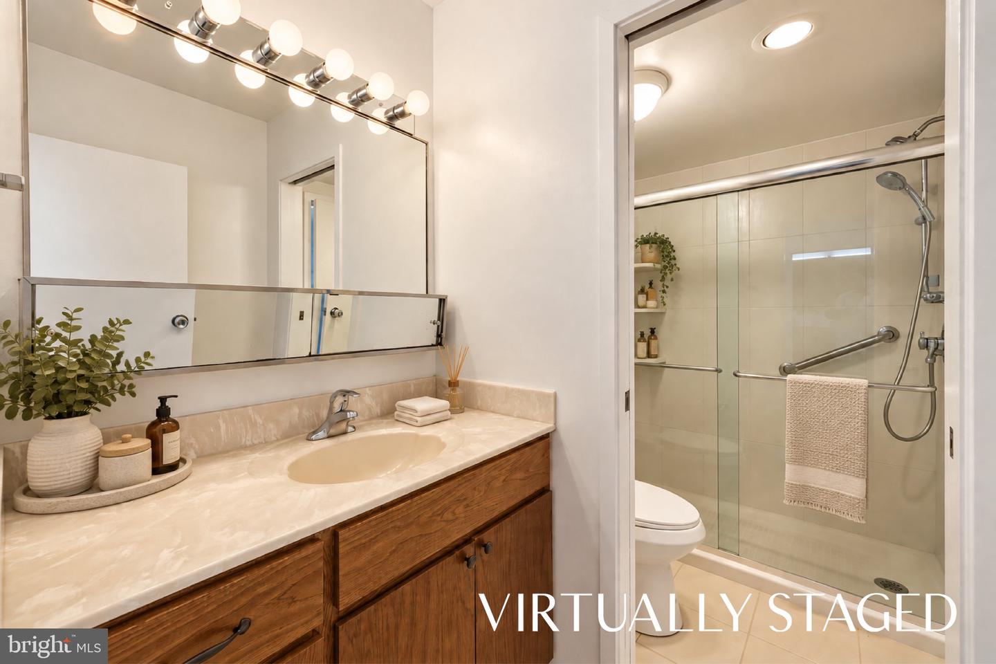 4515 Willard Ave #2119s Property Photo 22