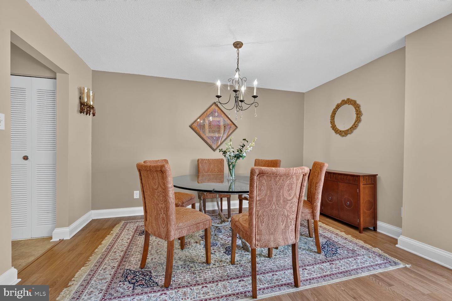 4 Monroe St #4-909 Property Photo 6