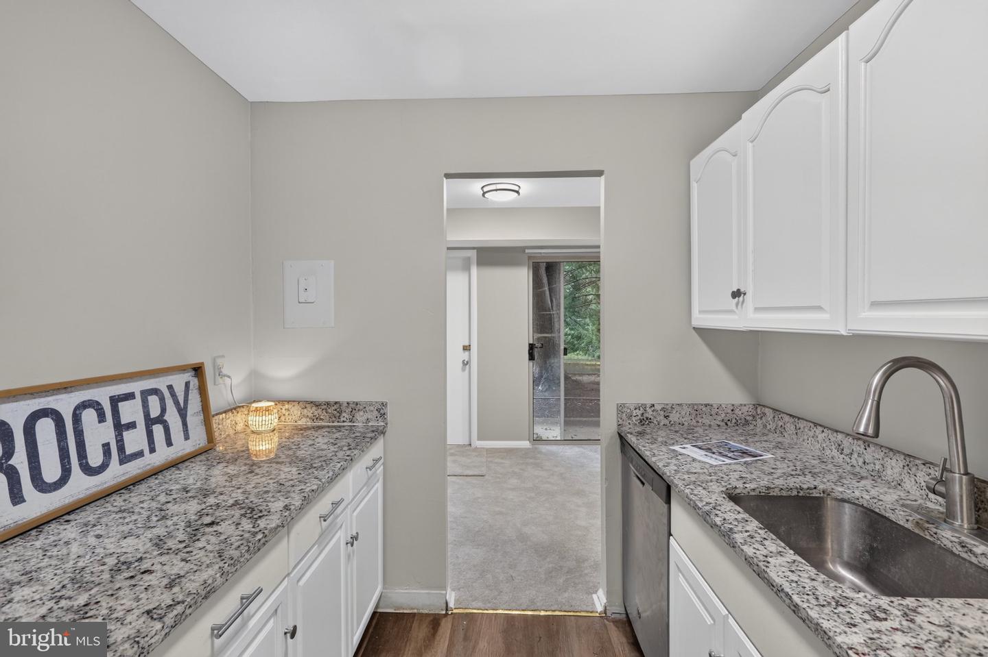 12303 Braxfield Ct #384 Property Photo 4