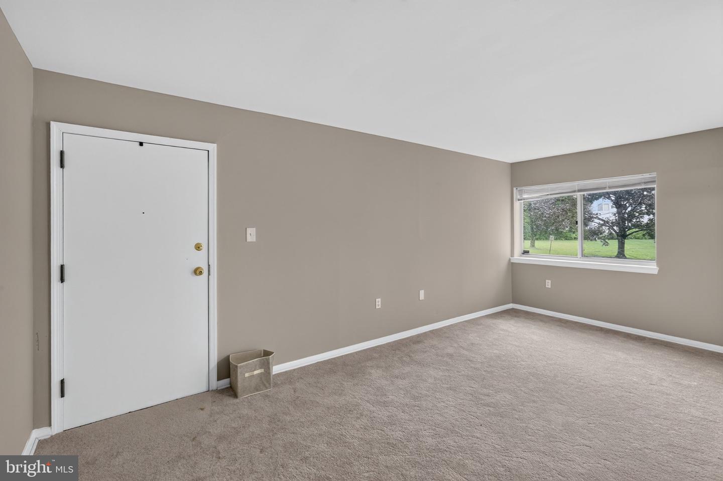 12303 Braxfield Ct #384 Property Photo 7