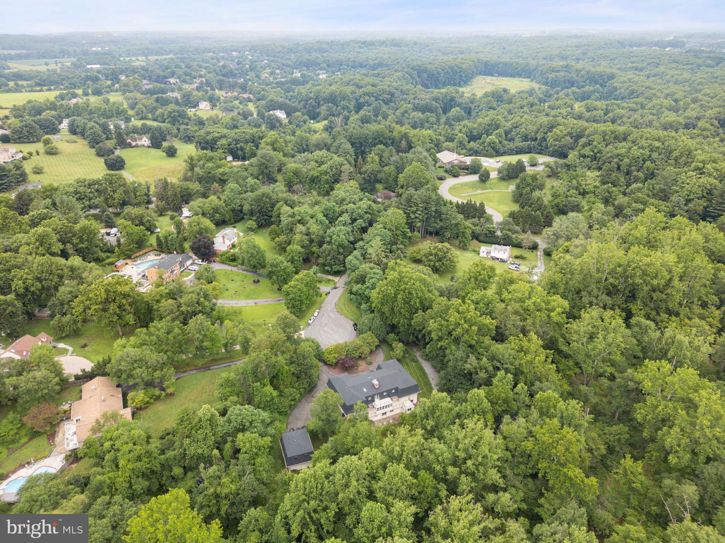 17801 October Ct Property Photo 13