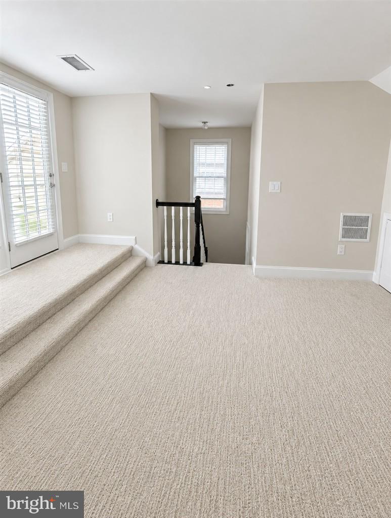 13535 Flowerfield Dr Property Photo 16