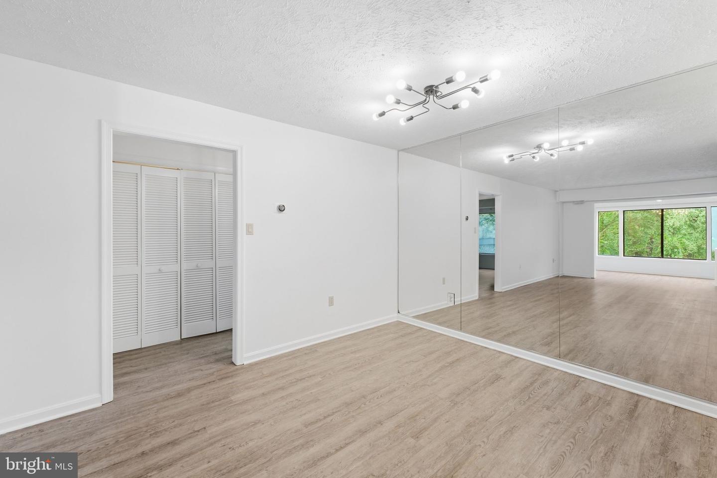 898 Windbrooke Dr #898 Property Photo 22