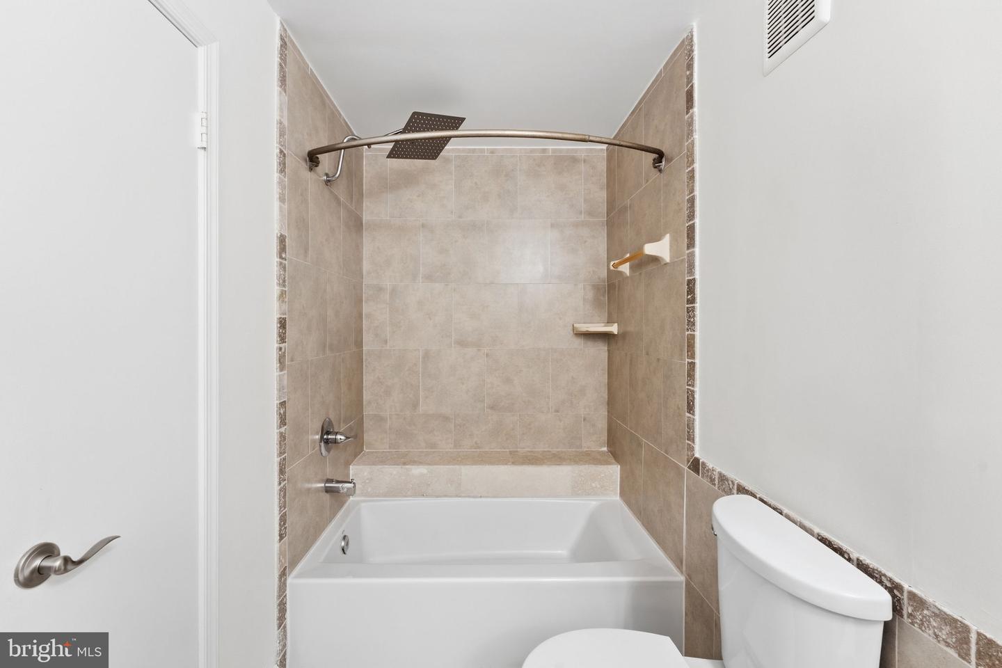 898 Windbrooke Dr #898 Property Photo 28