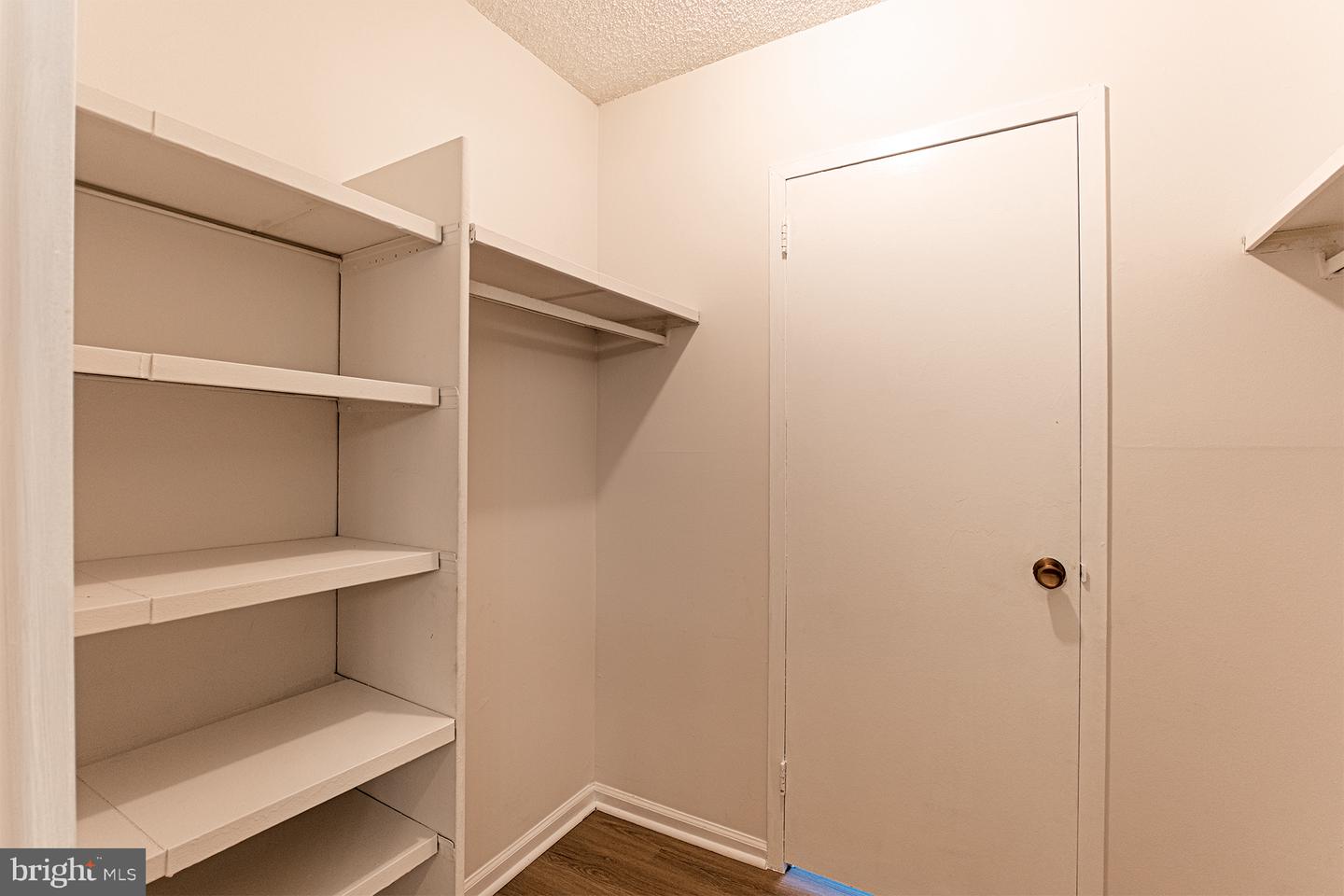 5225 Pooks Hill Rd #517s Property Photo 10