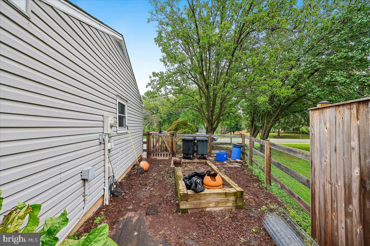 17132 Hoskinson Rd Property Photo 8