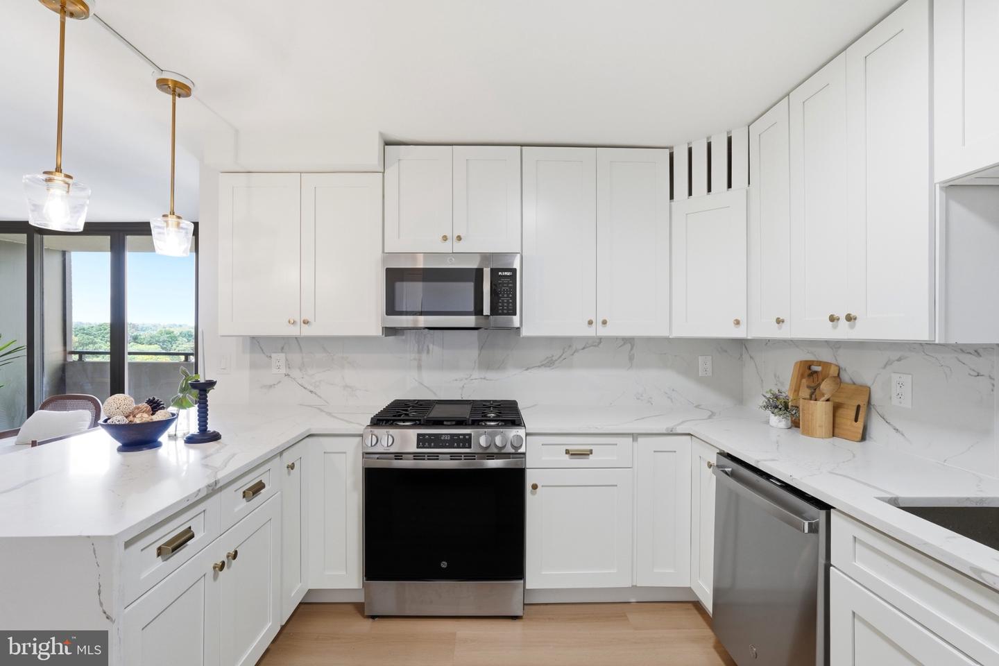 4620 N Park Ave #1601w Property Photo 13