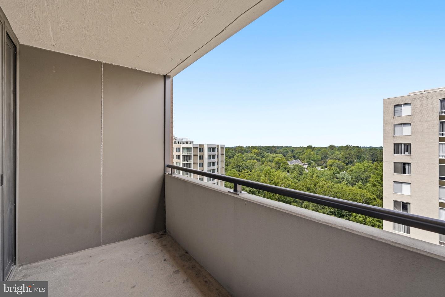 4620 N Park Ave #1601w Property Photo 30