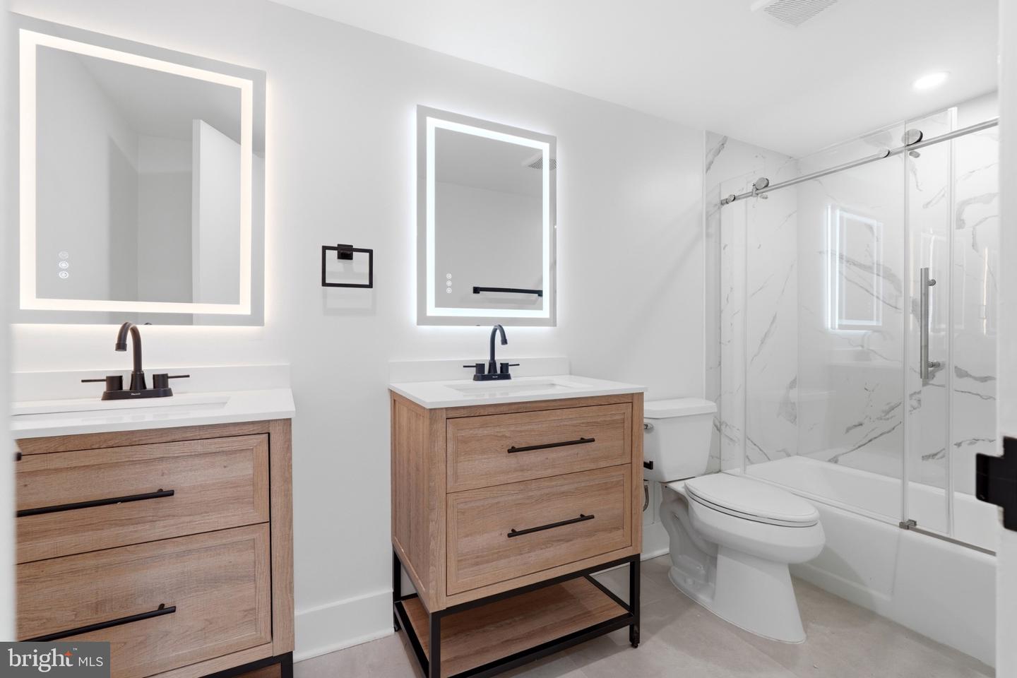 4620 N Park Ave #1601w Property Photo 39