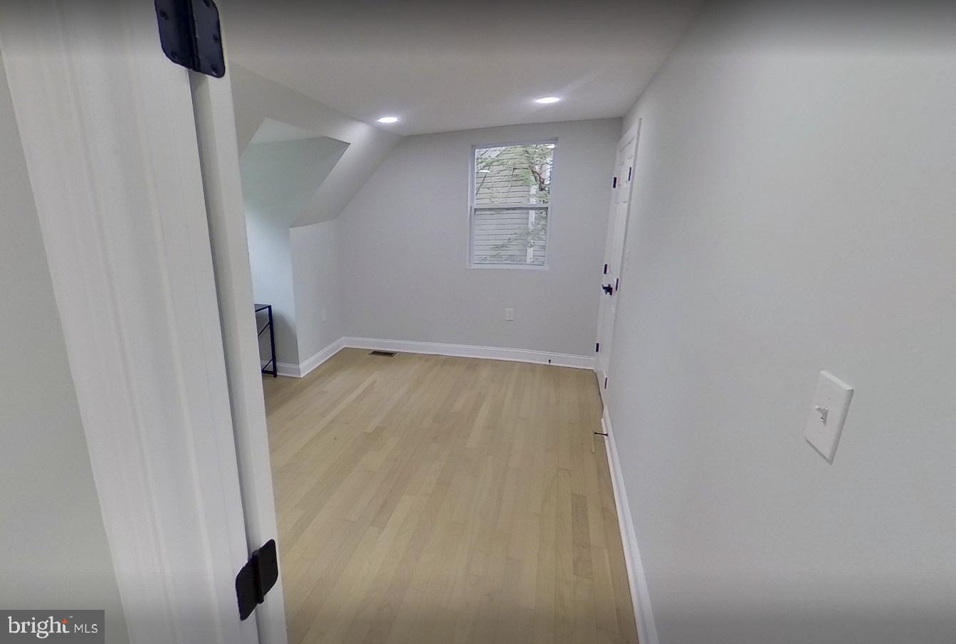 303 Leighton Ave Property Photo 20