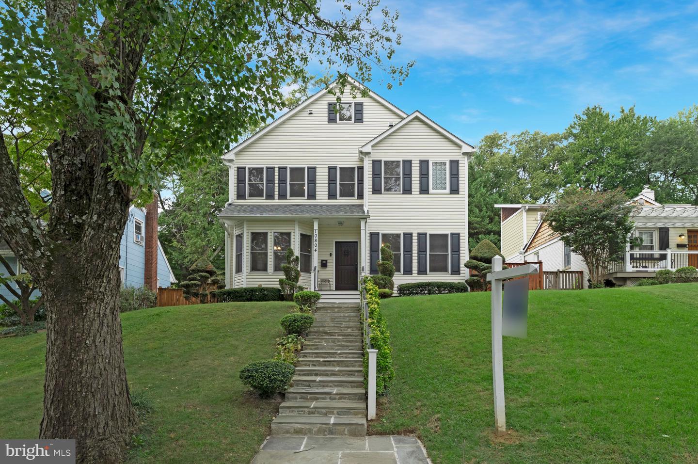 10804 HOBSON ST Property Photo 1