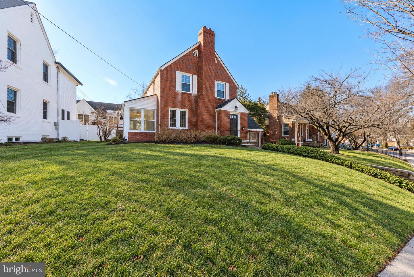 4816 Leland St Property Photo 1