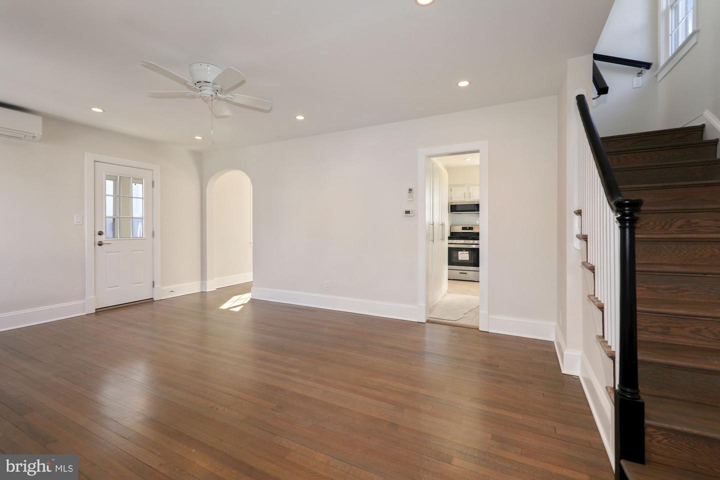 4816 Leland St Property Photo 5