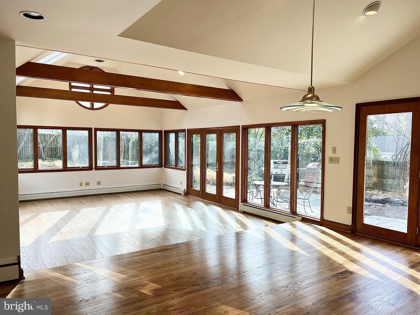 6304 Wiscasset Rd Property Photo 18