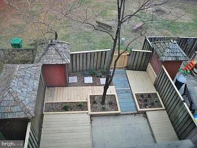 9 Midline Rd Property Photo 24