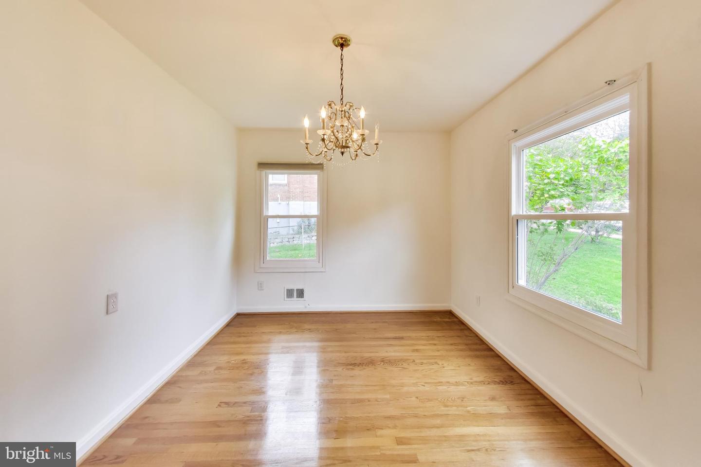 1508 Jasper St Property Photo 10