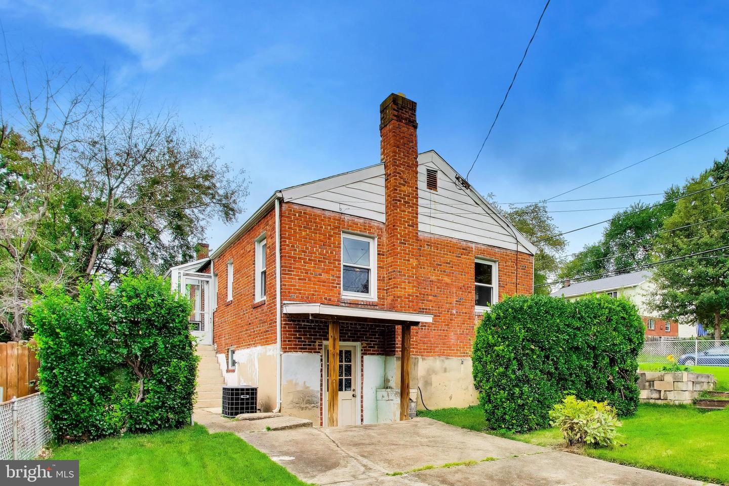 1508 Jasper St Property Photo 35