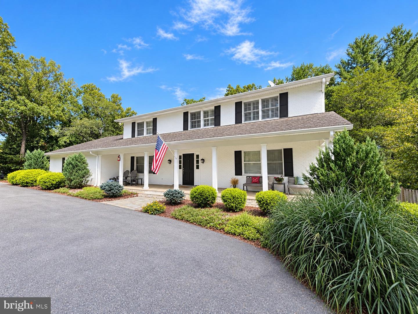 13111 FOXDEN DR Property Photo 1