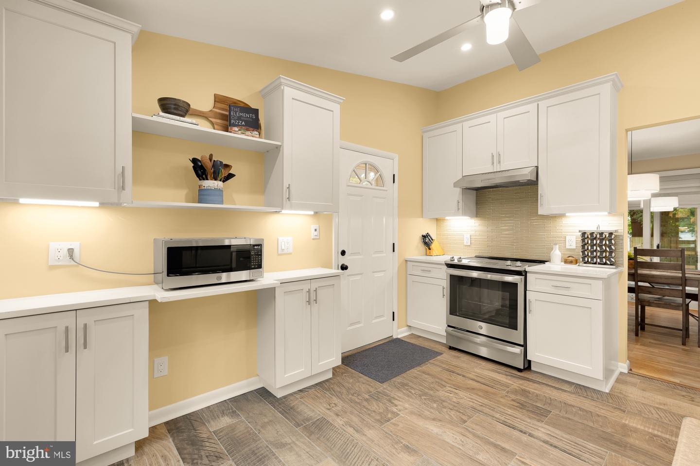 1024 Devere Dr Property Photo 15