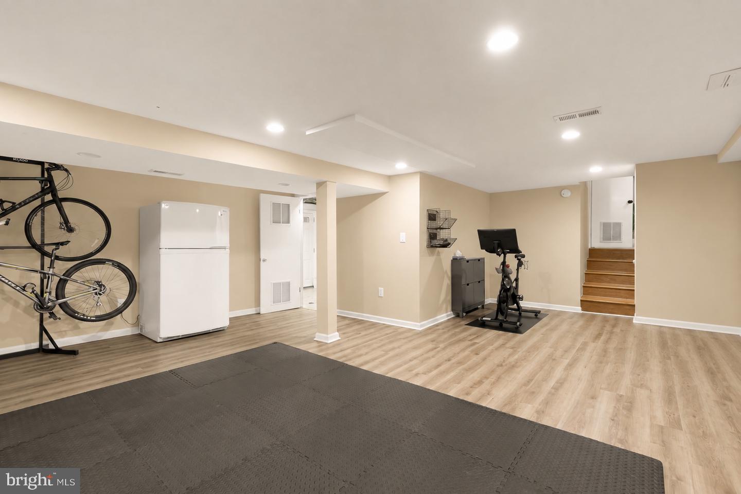 1024 Devere Dr Property Photo 30
