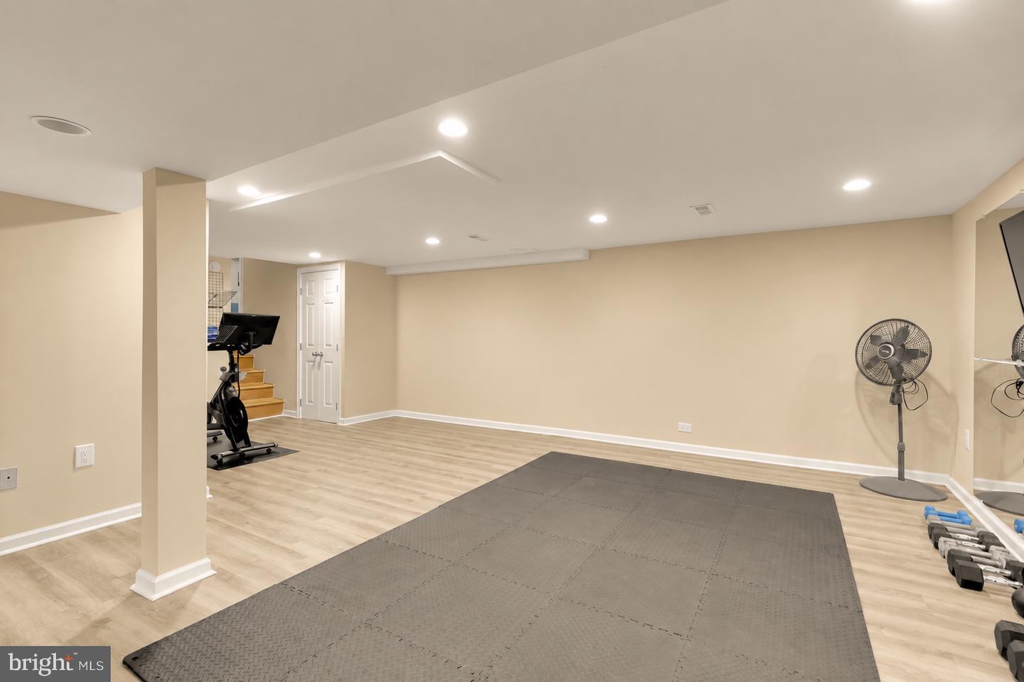 1024 Devere Dr Property Photo 31