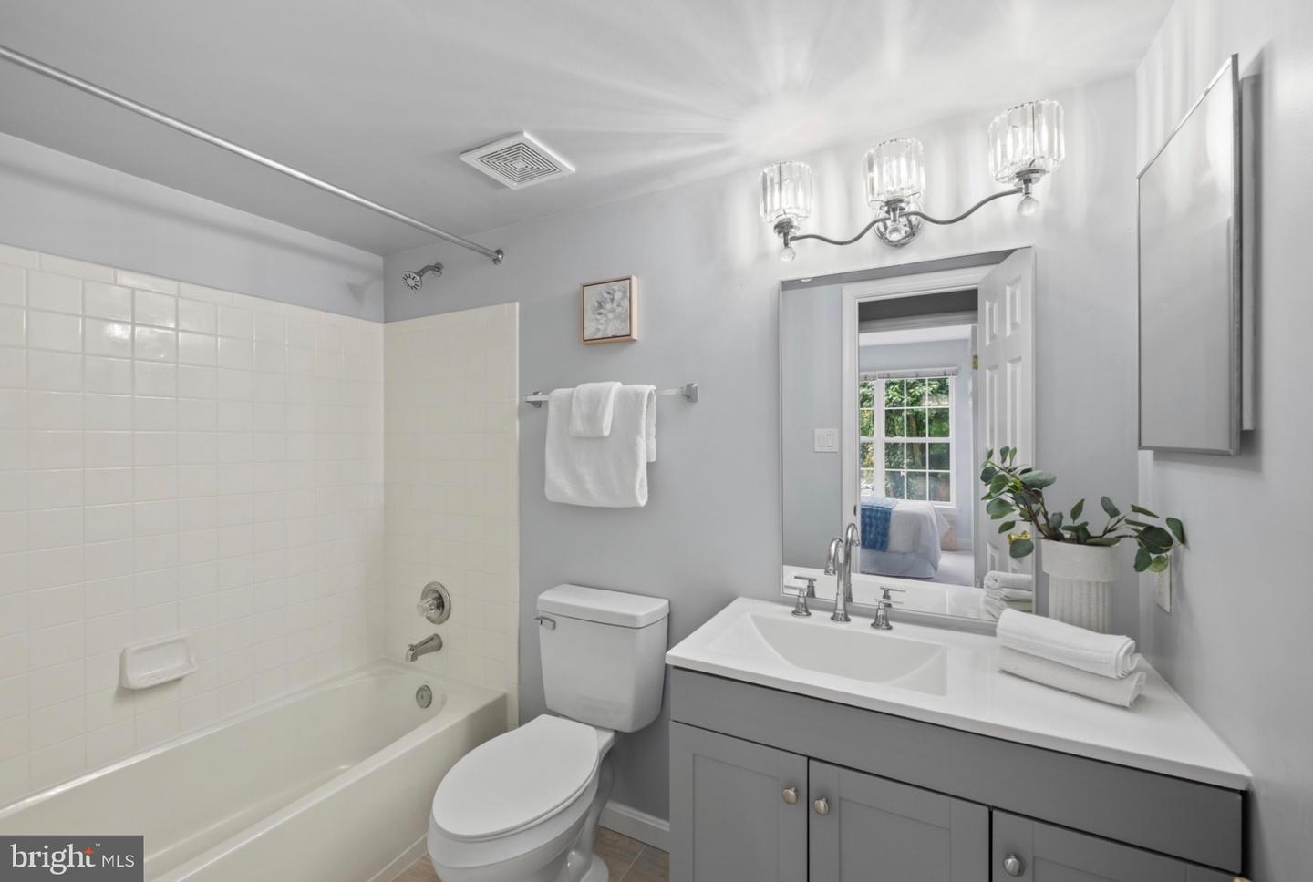 13721 Lark Song Dr Property Photo 12