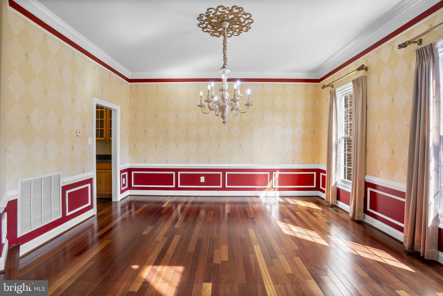 3 Sweetwood Ct Property Photo 5