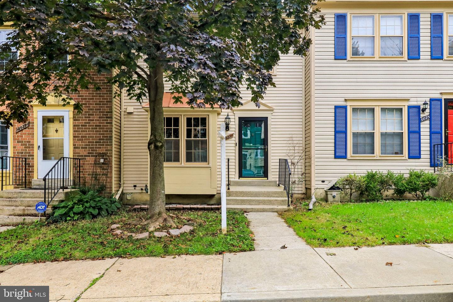 3027 MOZART DR Property Photo 1