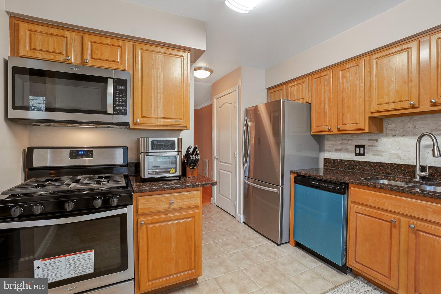 4045 Chesterwood Dr #4045 Property Photo 1