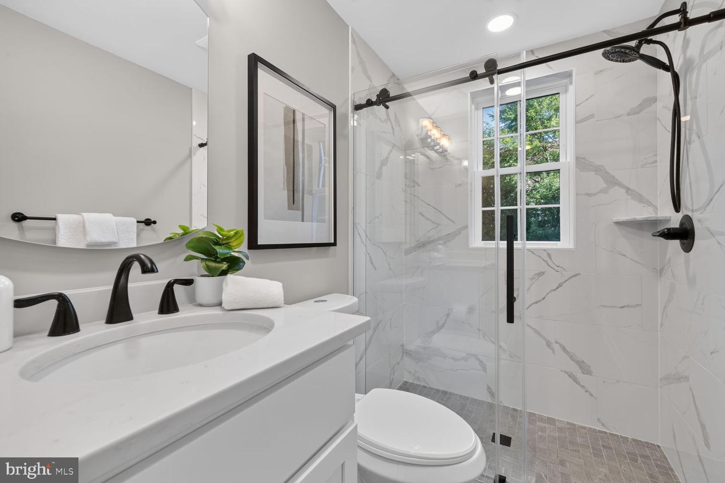 541 Brent Property Photo 10