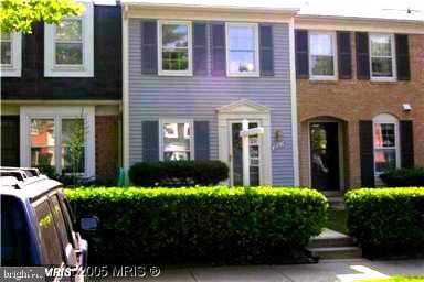 20514 STERNCROFT CT Property Photo 1