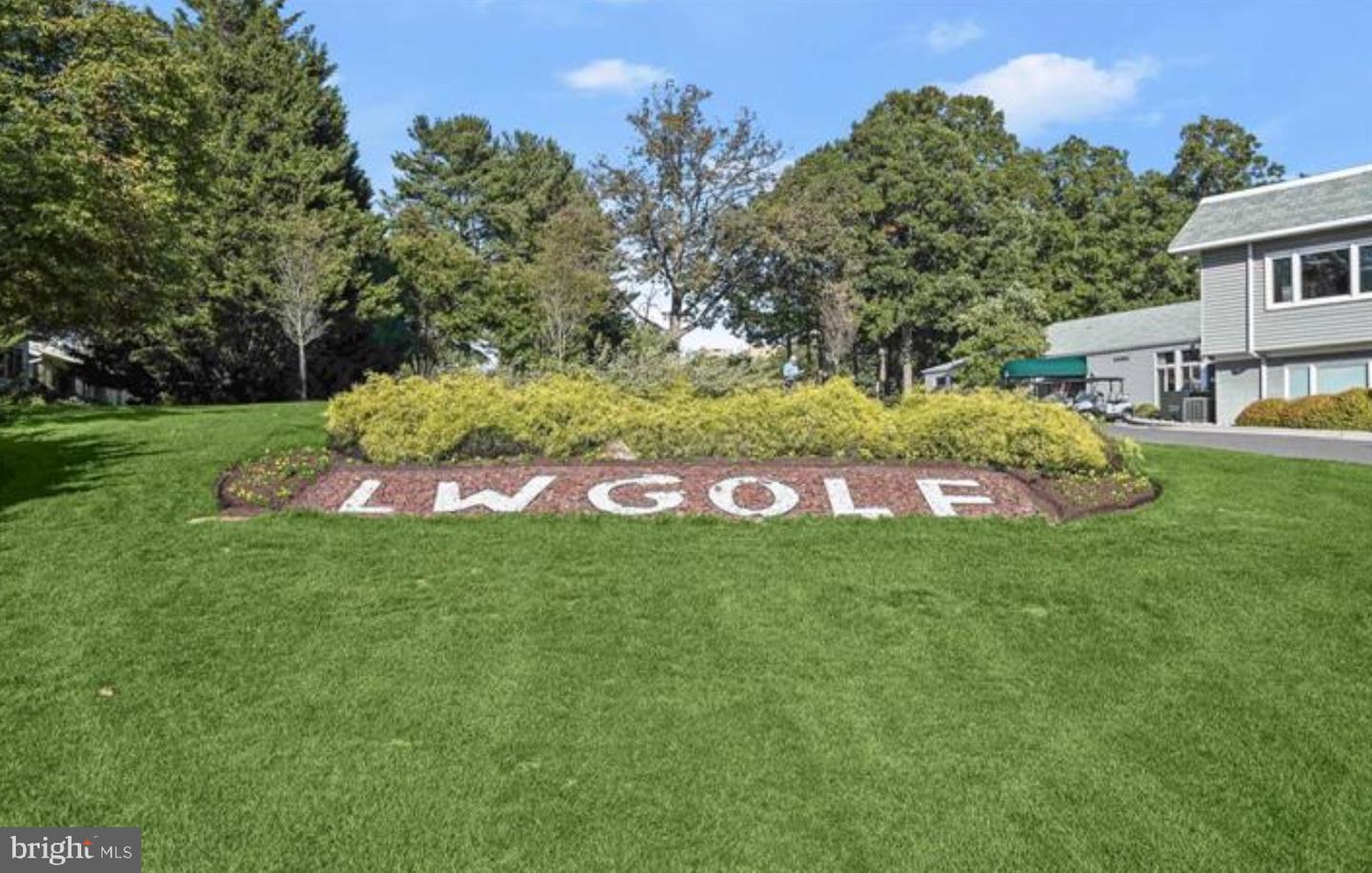 15101 Interlachen Dr #1-401 Property Photo 46