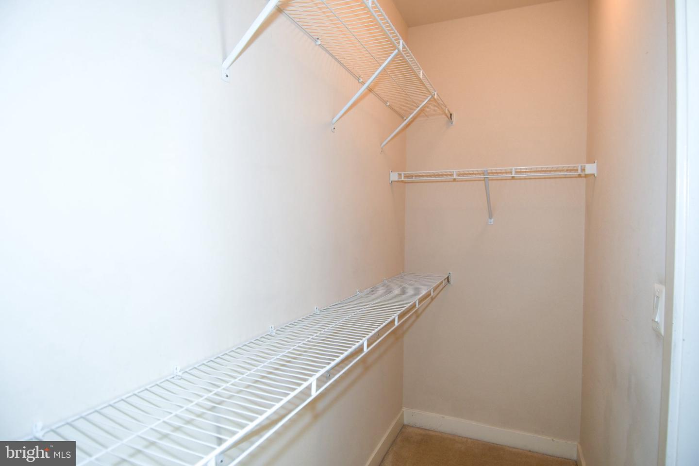 16301 Columbus Ave Property Photo 22