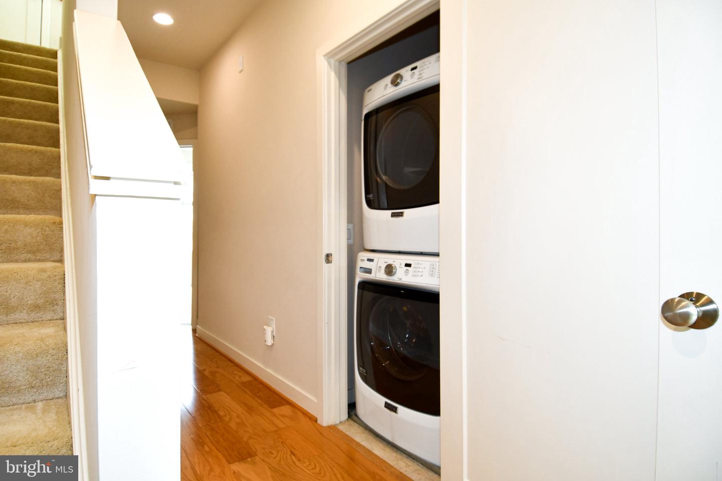 16301 Columbus Ave Property Photo 25