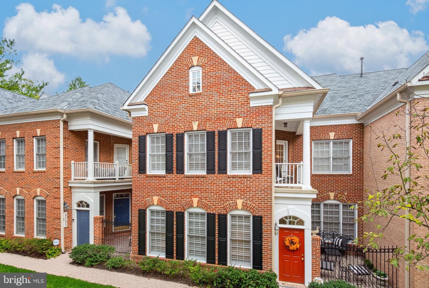 8503 GAVIN MANOR CT #12 Property Photo 1