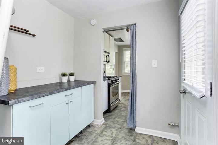 2308 Linden Ln Property Photo 13