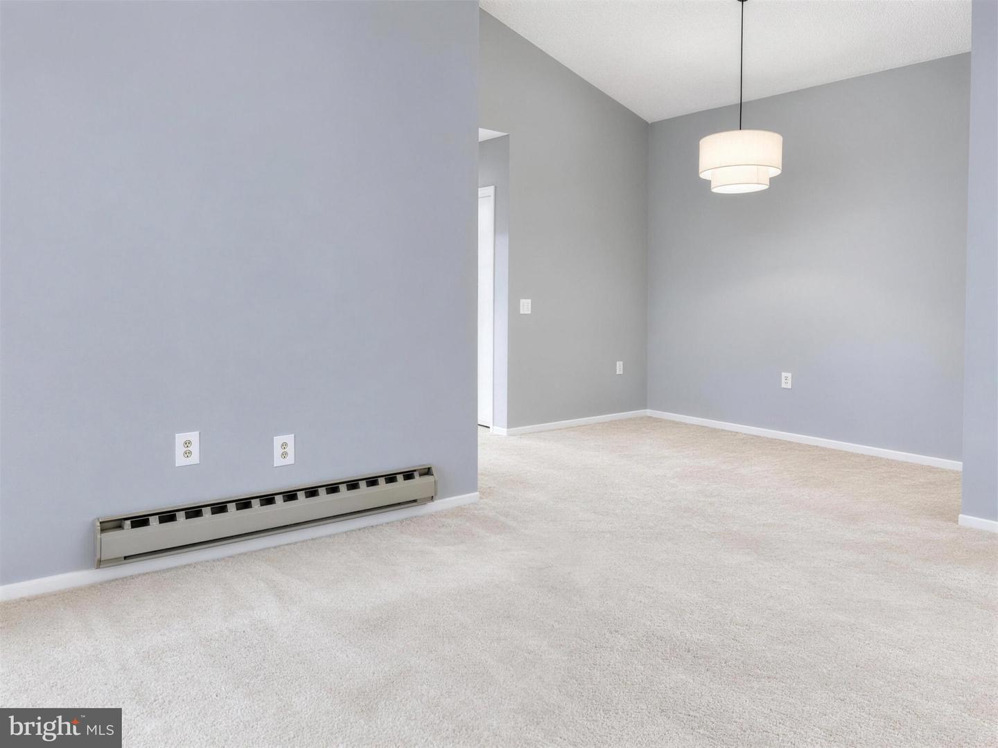 15301 Pine Orchard Dr #86-3j Property Photo 3