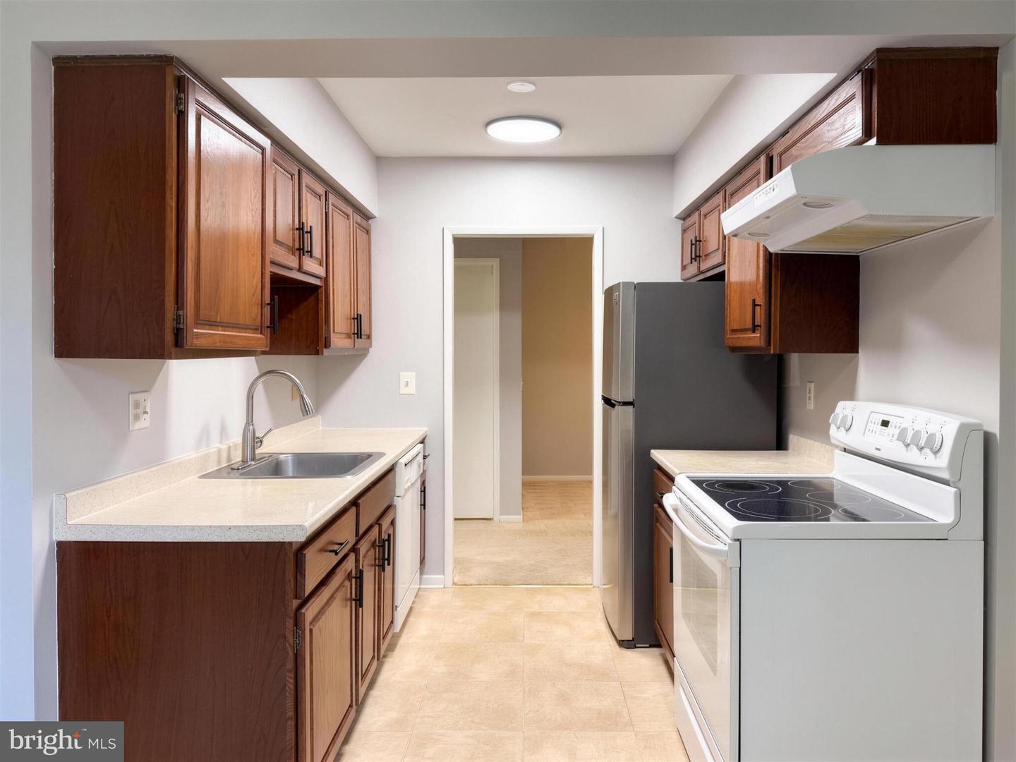 15301 Pine Orchard Dr #86-3j Property Photo 7