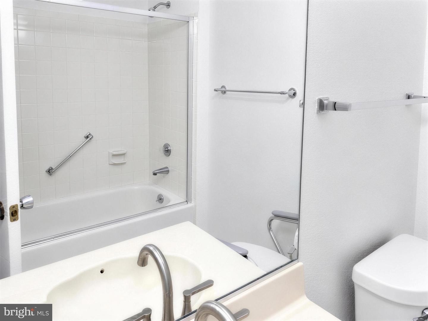 15301 Pine Orchard Dr #86-3j Property Photo 19