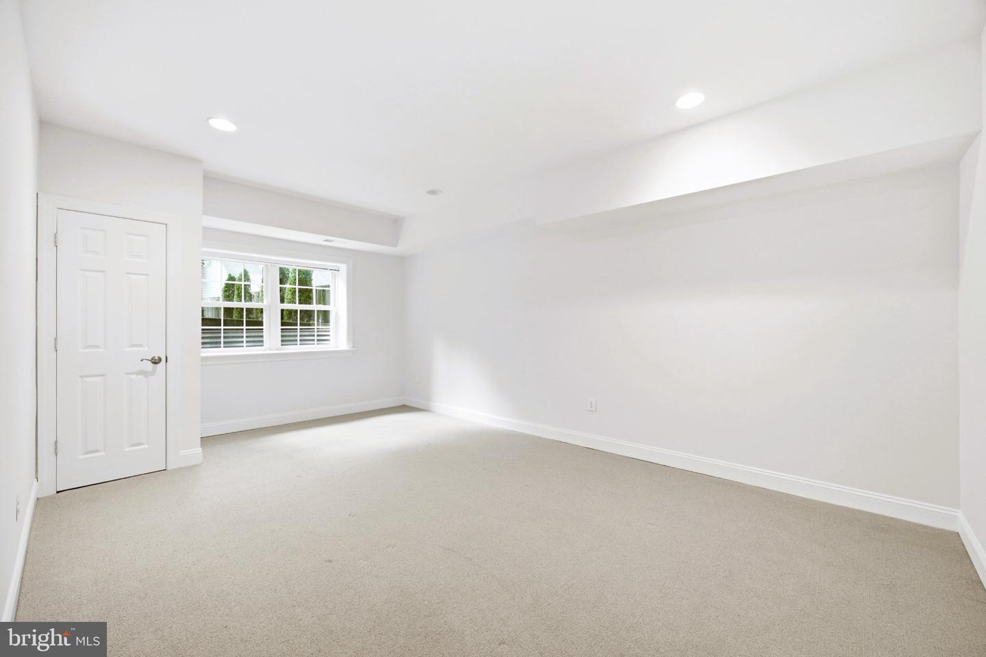 5818 Bradley Blvd Property Photo 53