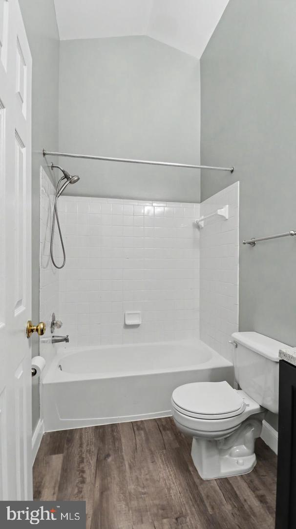 20541 Golf Course Dr #306 Property Photo 16