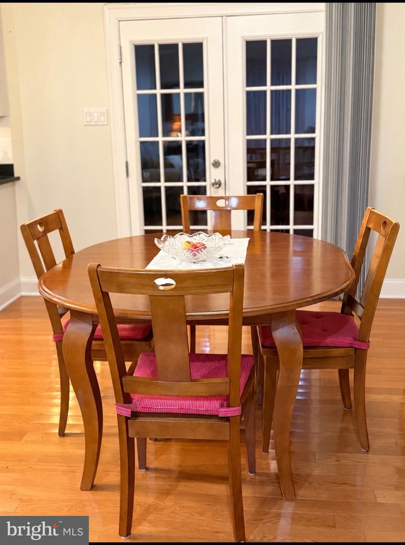 2734 Ashmont Ter Property Photo 4