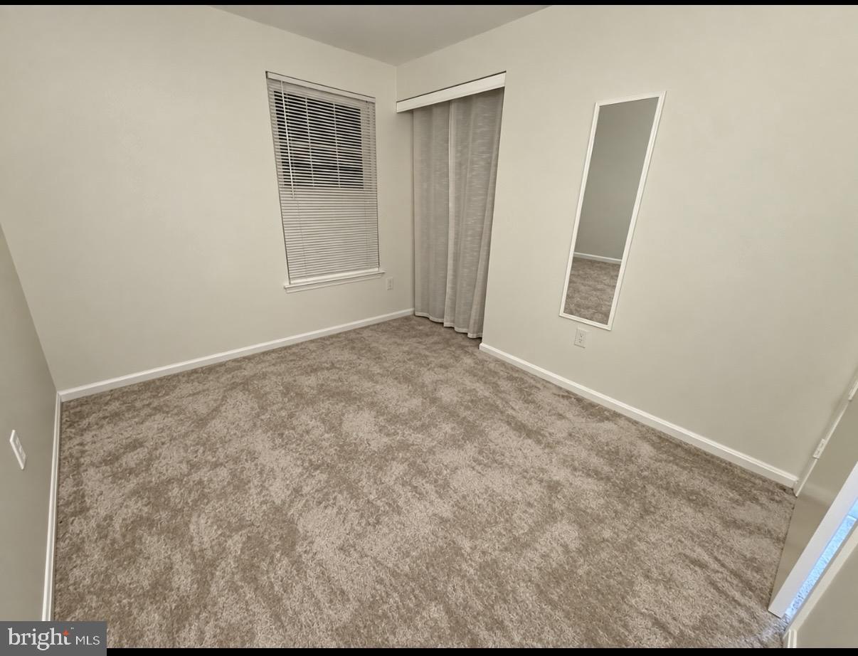 2734 Ashmont Ter Property Photo 16