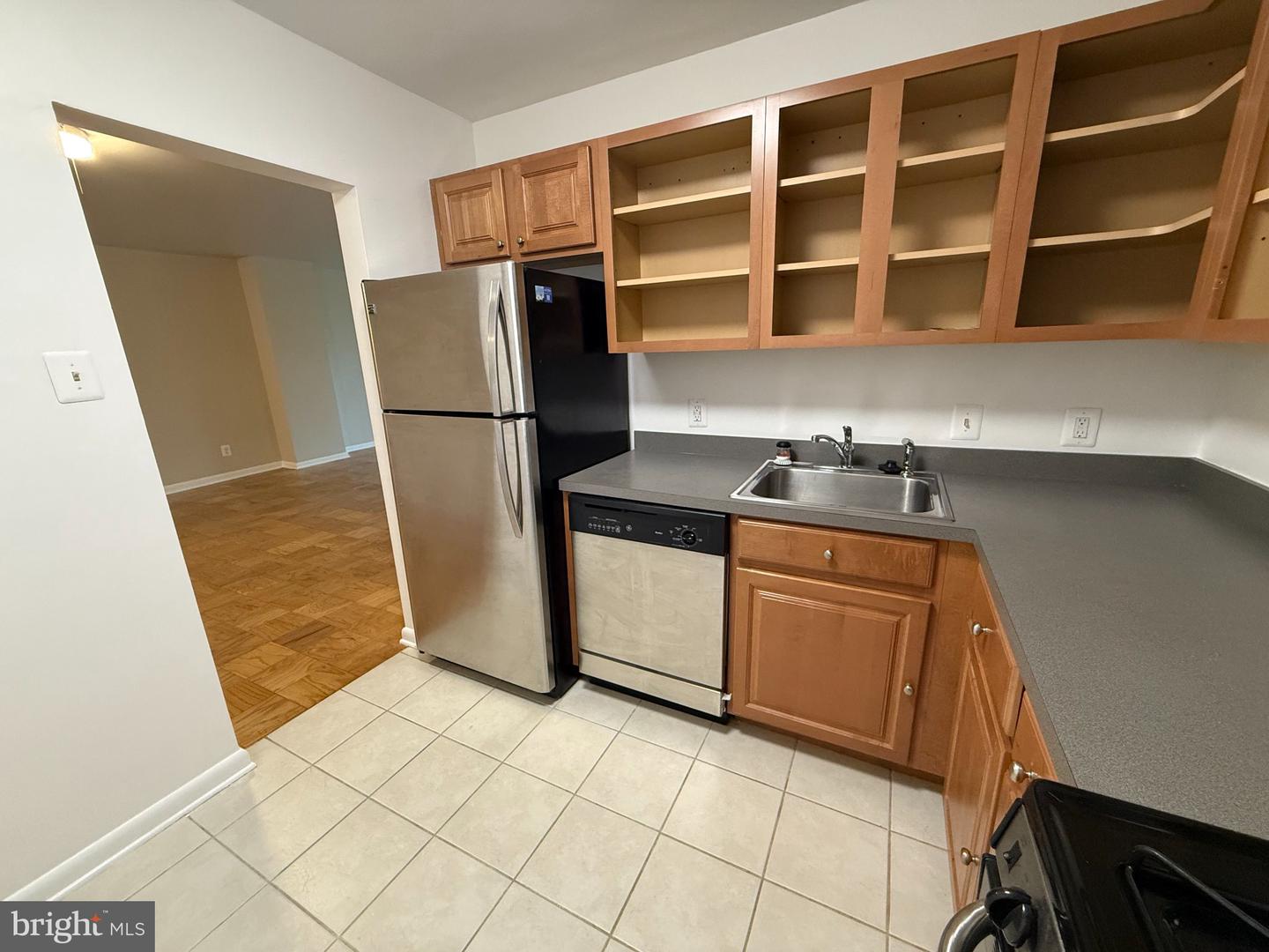 5101 River Rd #712 Property Photo 12