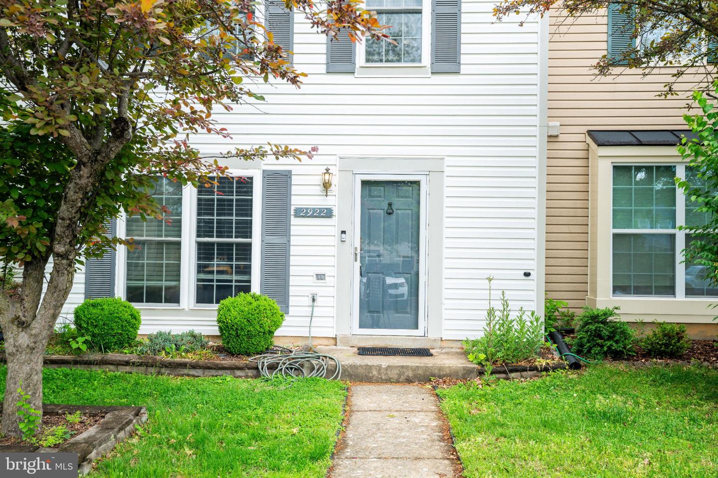 2922 Strauss Ter Property Photo 4