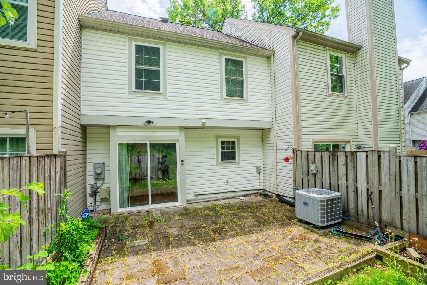 2922 Strauss Ter Property Photo 16